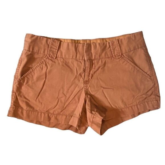 Old Navy Chino Shorts - Picture 2 of 3